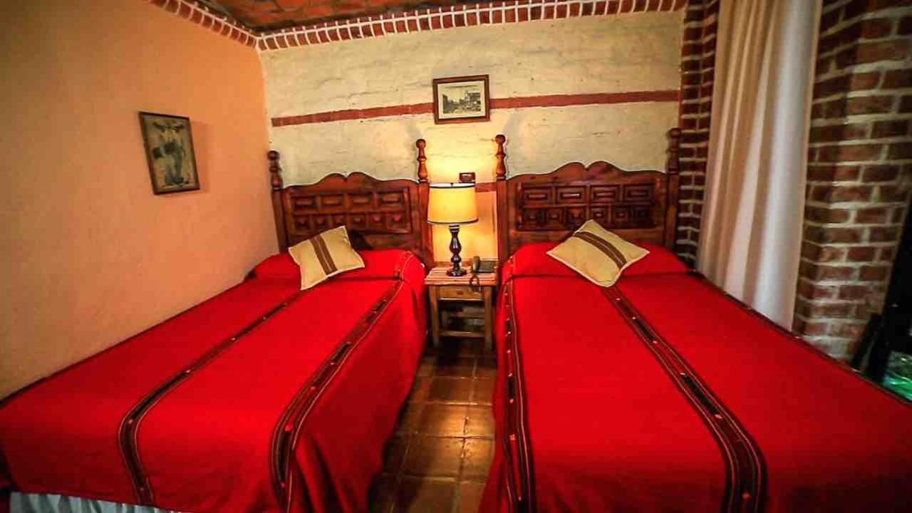 Hotel San Buenaventura De Atitlan Panajachel Bagian luar foto